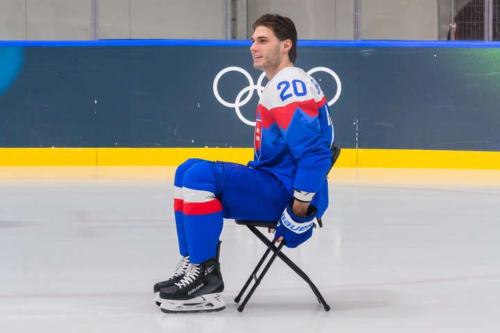 Slafkovský je opäť v najlepšej šestke turnaja, McDavid s cenou MVP